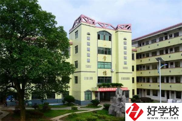 安仁職業(yè)中專怎么樣？有什么辦學(xué)特色？