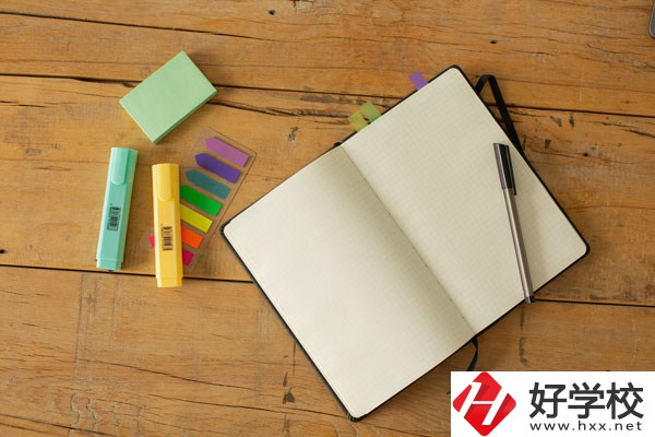 湖南省懷化工業(yè)中等專業(yè)學(xué)校好不好？學(xué)校環(huán)境怎么樣？