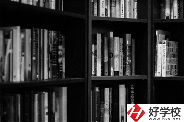 湖南初中畢業(yè)選3+2還是3+3？有五年制大專推薦嗎？