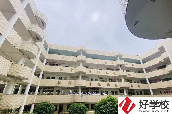 湖南有沒有3+2職?？梢酝扑]？3+2有什么優(yōu)勢？