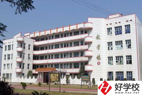 益陽市重點中職學(xué)校實訓(xùn)條件怎么樣？