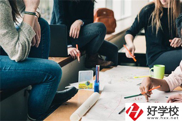 湖南職校讀3+2好還是五年一貫制好？