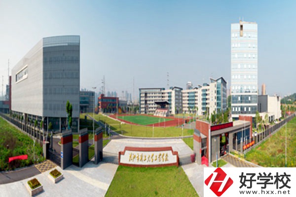 株洲市工業(yè)中等專業(yè)學校綜合實力如何？