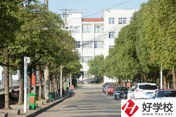 懷化經(jīng)開區(qū)有什么職校？開設(shè)了哪些專業(yè)？