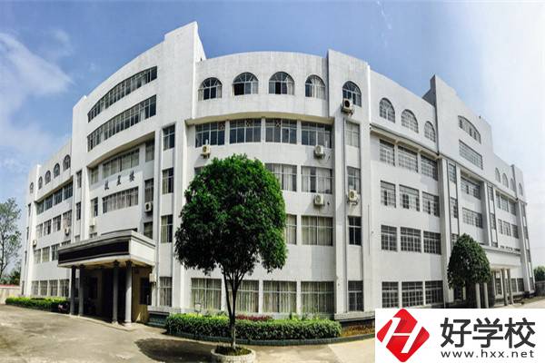 婁底市最好的公辦中專是哪所？有什么辦學(xué)特色？
