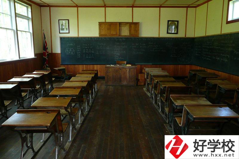 湘西州經(jīng)濟(jì)貿(mào)易學(xué)校是公辦學(xué)校嗎？怎么樣？