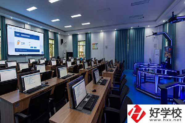 長(zhǎng)沙財(cái)經(jīng)學(xué)校有哪些比較熱門專業(yè)？
