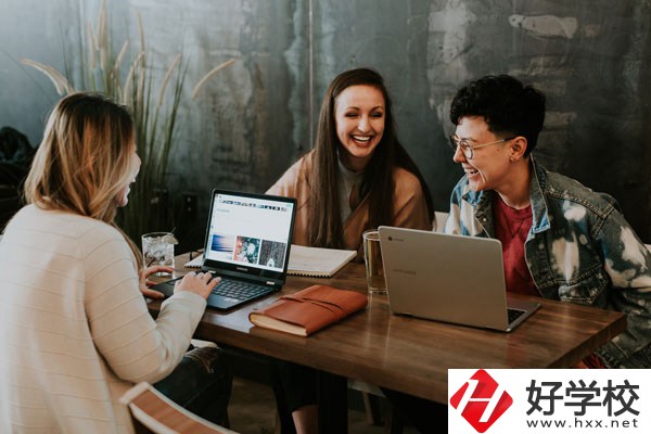 湖南省祁陽師范學(xué)校好不好？宿舍壞境怎么樣？