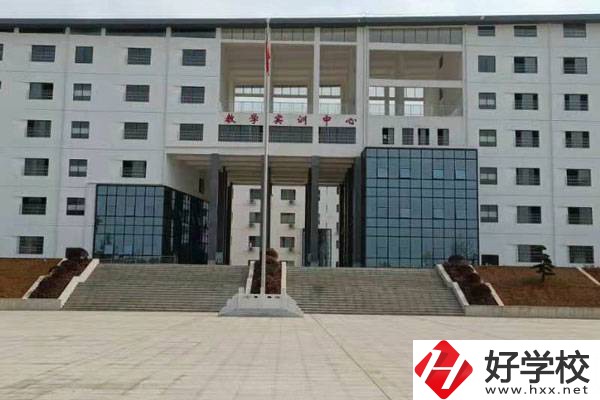 衡陽市第五技工學(xué)校有哪些辦學(xué)特色？