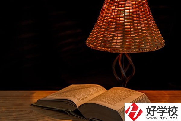 湘南船山技工學(xué)校好不好？環(huán)境怎么樣？