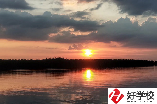 湘西民族職業(yè)技術(shù)學(xué)院有精品專業(yè)嗎？