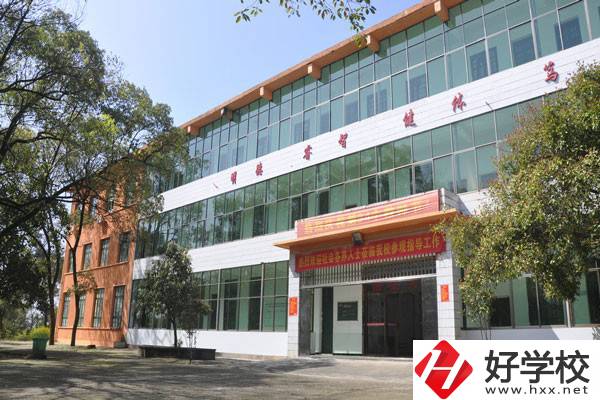 衡陽(yáng)蔡倫科技中等職業(yè)學(xué)校是公辦的嗎？有哪些優(yōu)勢(shì)？
