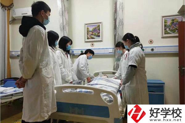 往屆初中畢業(yè)生也能讀中專嗎？湖南有哪些合適的學(xué)校？