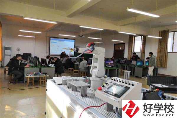 郴州初中生可以讀的大專有哪些？有哪些專業(yè)可以學(xué)？
