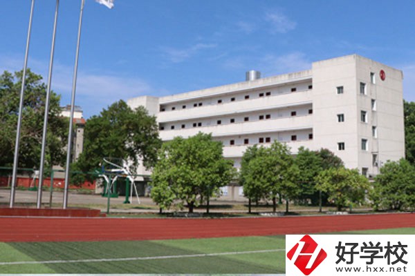 中鐵十二局有限公司技工學校怎么樣，有哪些專業(yè)？