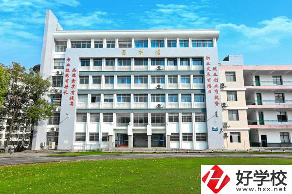 株洲人工智能職業(yè)技術(shù)學(xué)?？梢詫W(xué)哪些專業(yè)？