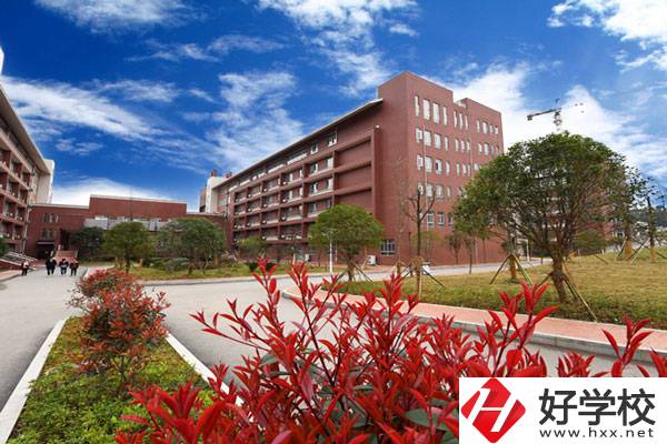 張家界航空工業(yè)職業(yè)技術(shù)學(xué)院航空專業(yè)有哪些報(bào)考要求？