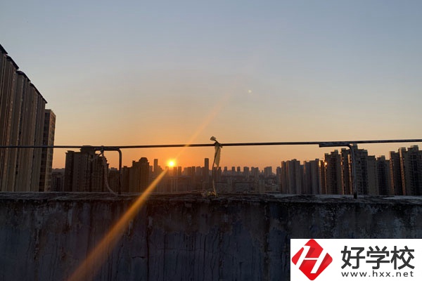 邵陽市洞口縣有學(xué)畜禽生產(chǎn)的中職學(xué)校嗎？