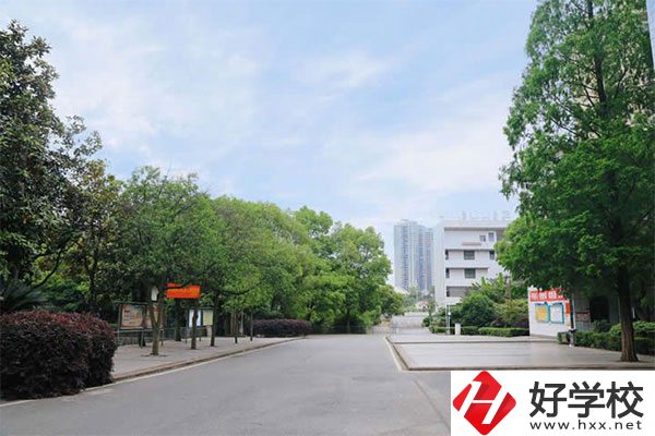 邵陽工業(yè)學(xué)校怎么樣？就業(yè)前景如何？