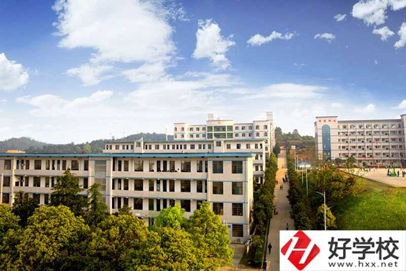 邵陽縣工業(yè)職業(yè)技術(shù)學(xué)校適合報(bào)考嗎？