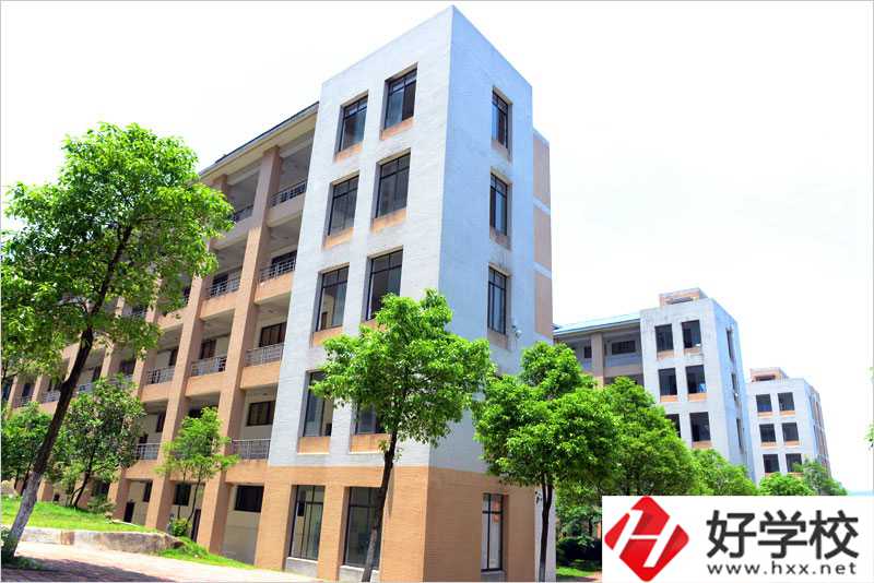 郴州職業(yè)技術(shù)學(xué)院值得去嗎？