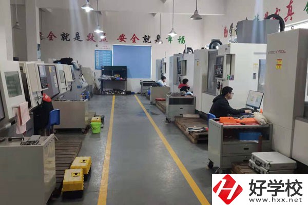 永州市工商職業(yè)中等專業(yè)學(xué)校地址在哪，有哪些熱門專業(yè)？