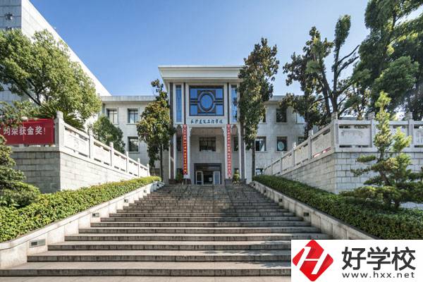 長沙建筑工程學(xué)校如何？有哪些招生專業(yè)？