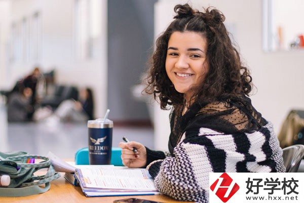 永州育才科技職業(yè)學校好不好？教學特色是什么？