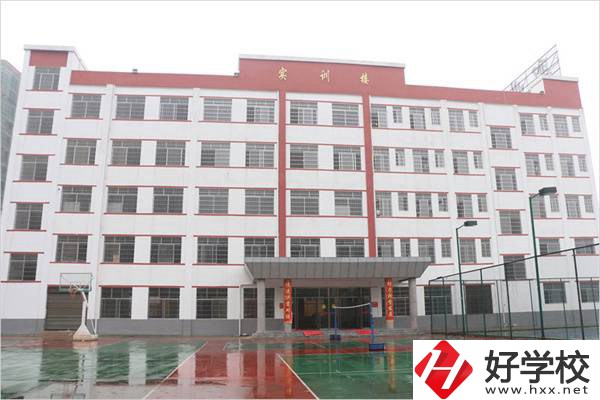 寧遠縣職業(yè)中專學校辦學怎么樣？就業(yè)升學情況如何？