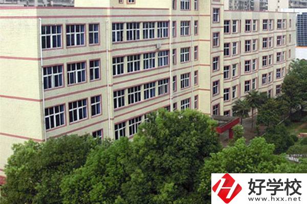 初中畢業(yè)讀中專，郴州工業(yè)交通學(xué)校好不好？