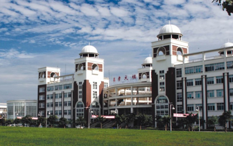 2024年四川省漢源縣職業(yè)高級中學(xué)有哪些專業(yè)