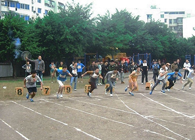 2025新疆廣播影視學校招生計劃 招生人數(shù)是多少(附要求、條件、對象)
